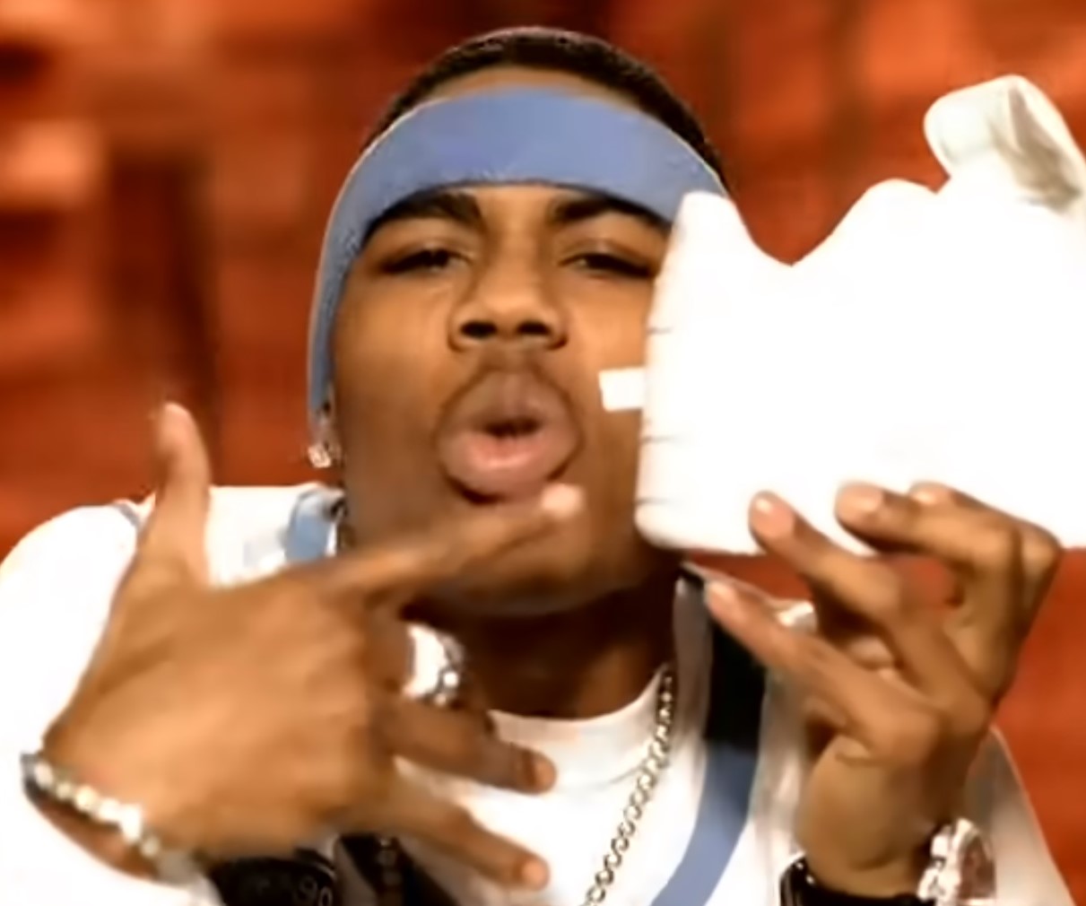 Nelly Feat. Kyjuan, Ali, Murphy Lee: Air Force Ones